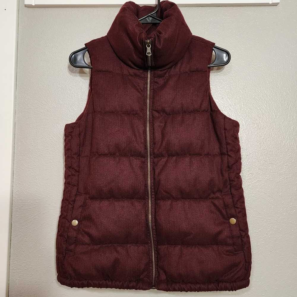 Old Navy Vest Women's XS Quilted Insulated Burgundy Puffer Full Zip‎ Pockets